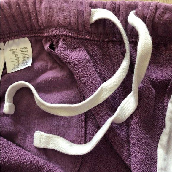 Roots Logo Sweat Shorts in Purple Size XS - Picture 8 of 10